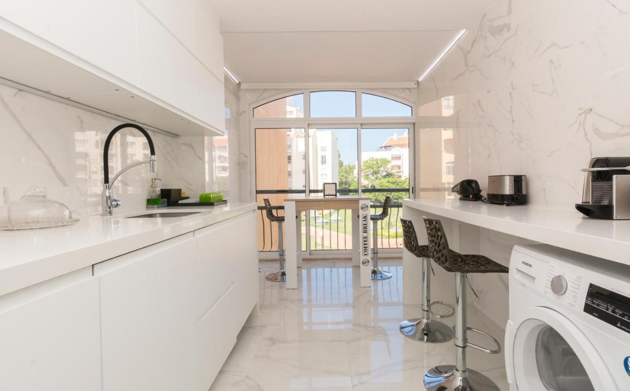 Houze_Lovely Flat With Swimming Pool! Кашкайш Экстерьер фото